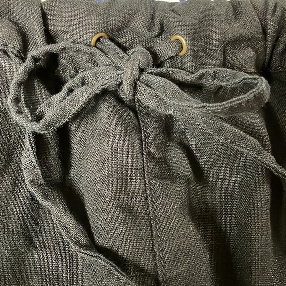 Super Cute J Crew Black Linen Blend  Drawstring Shorts , like new! XS - Picture 5 of 8